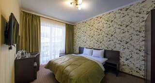 Отель Rooms in Kasimir resort hotel Буковель Стандартный двухместный номер с 1 кроватью-9